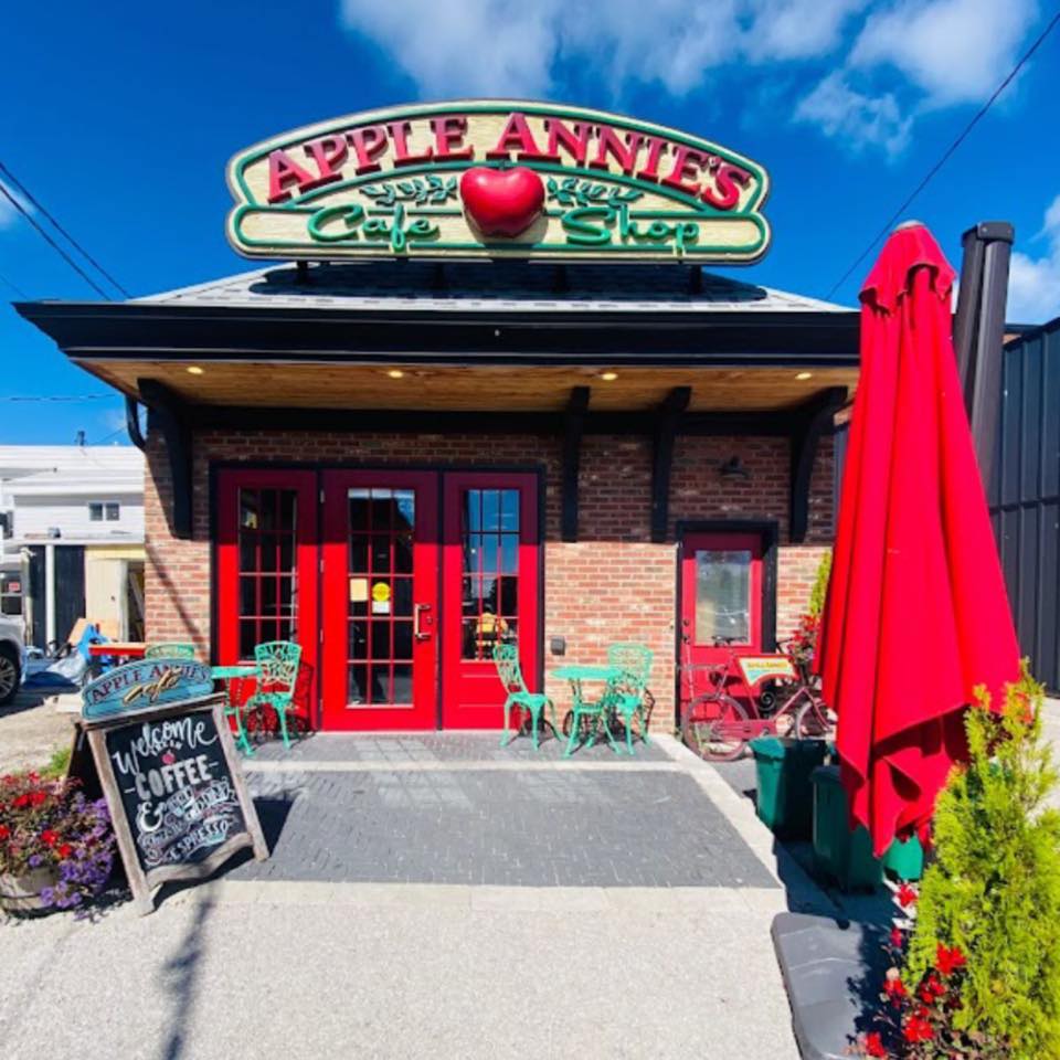 Apple Annie's Cafe storefront with bright red doors